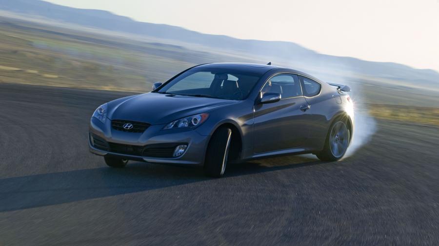  Hyundai Genesis Coupe 2010 года  (фото 215 из 300)